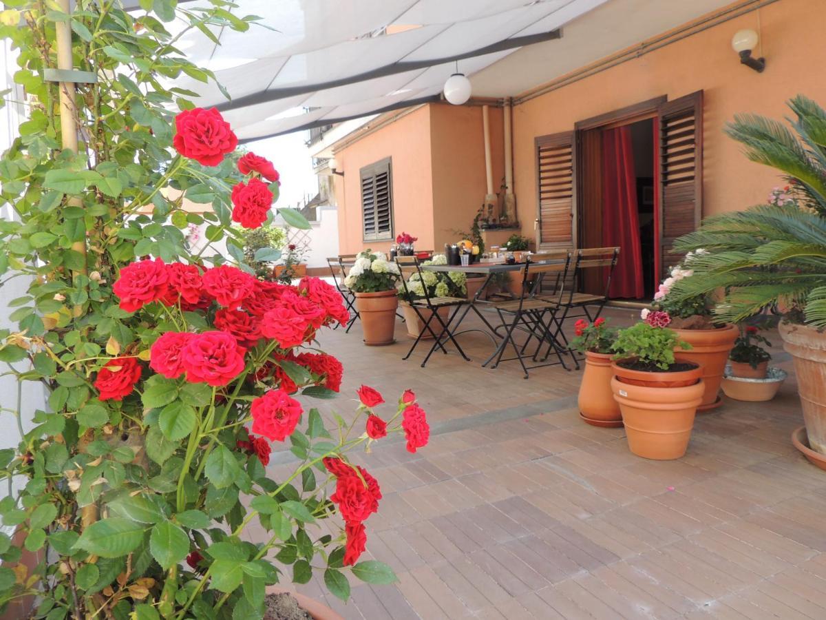 B&B Il Rosso E Il Nero Zafferana Etnea Exterior photo